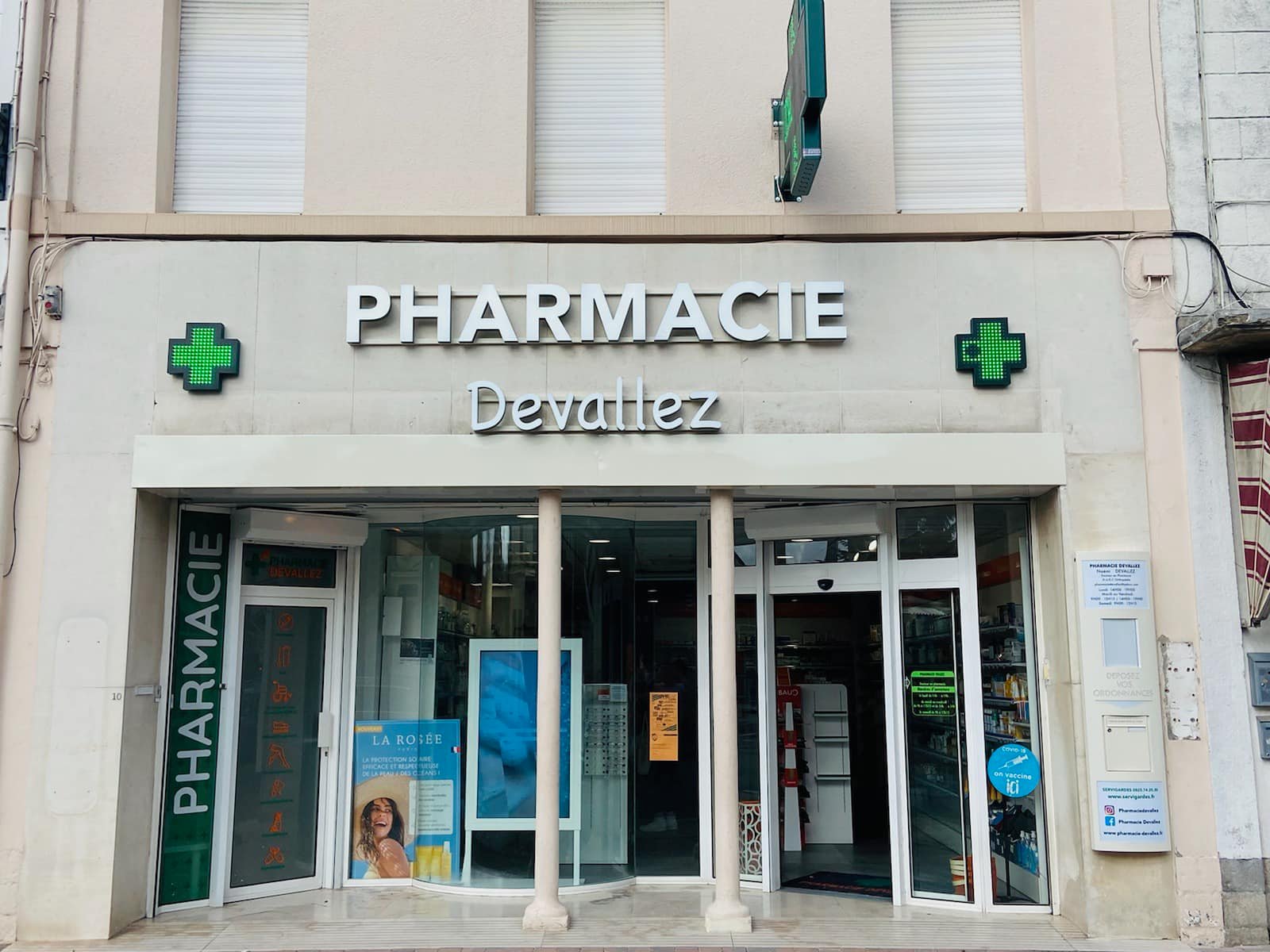 Pharmacie Devallez officine (1)